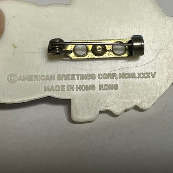 VTG Scrooge HUM-BUG! Googly Eyes Black Top Hat Spectacles Bow Tie Pin 1.5"x2.25" - Picture 10 of 12